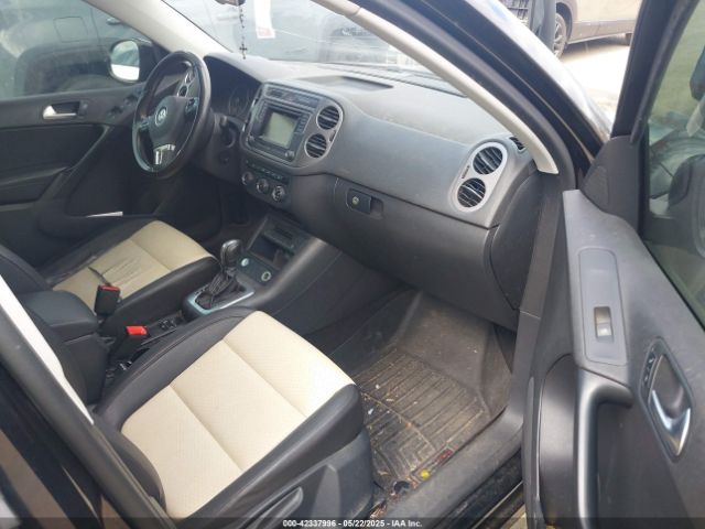 2016 VOLKSWAGEN TIGUAN WVGBV7AX6GW598158 Photo 4