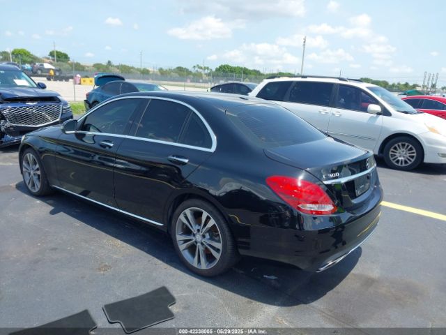 55SWF4JB8GU159956 Mercedes-Benz C 300 Luxury/sport
