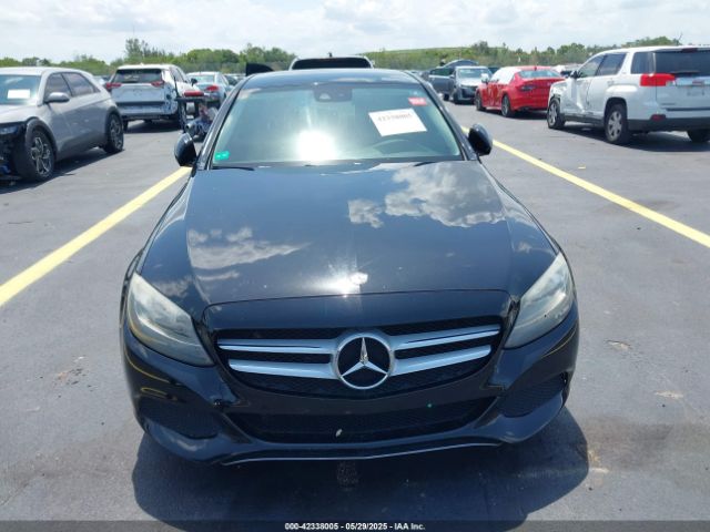 55SWF4JB8GU159956 Mercedes-Benz C 300 Luxury/sport