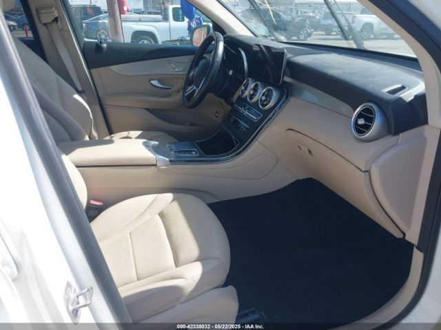 W1N0G8DB1MV289770 Mercedes-Benz Glc 300 Suv
