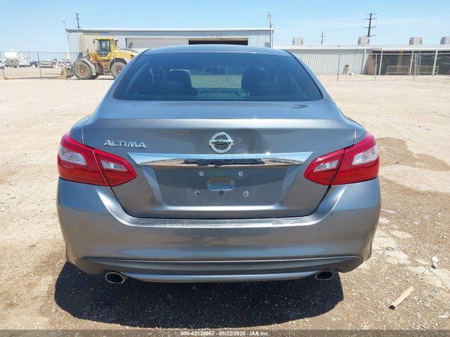 1N4AL3AP0JC473122 Nissan 2018