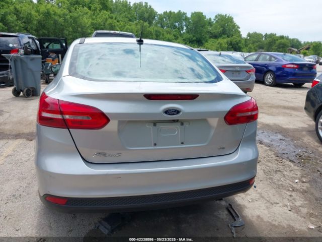 1FADP3F29HL280055 Ford FOCUS SE