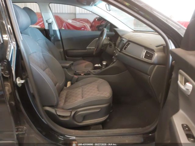 2019 KIA NIRO KNDCB3LC6K5252775 Photo 4