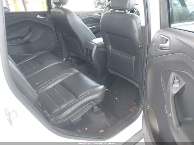 1FMCU9J97JUC10359 Ford Escape Titanium