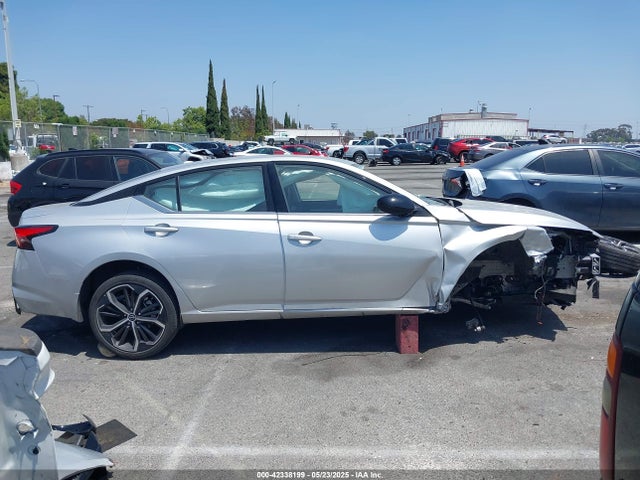 Nissan 2023 2023 1N4BL4CV9PN373586 Image 13