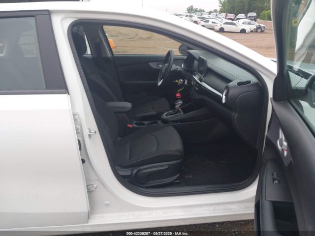 3KPF24AD7RE733020 KIA Forte Lxs