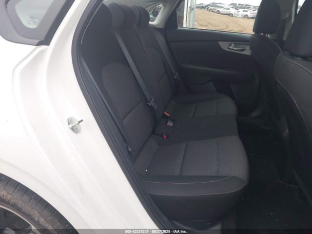 3KPF24AD7RE733020 KIA Forte Lxs