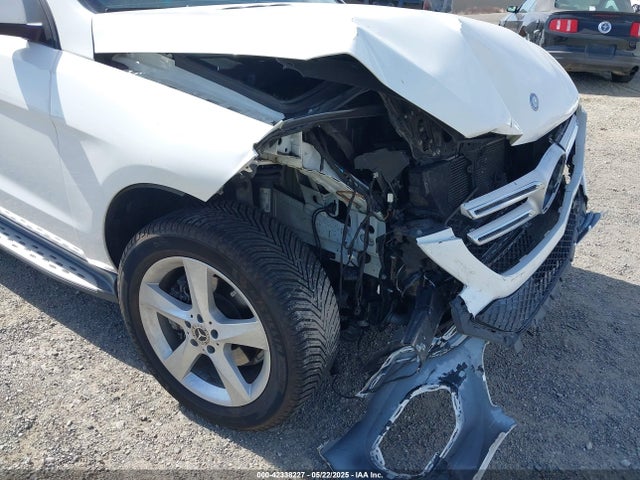 4JGDA5JB3HA933923 Mercedes-Benz m276