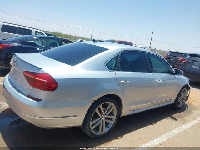 Volkswagen 2019 2019 1VWMA7A31KC012995 Image 13