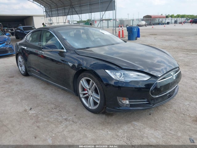 2015 TESLA MODEL S 5YJSA1H27FFP76315 Photo 0