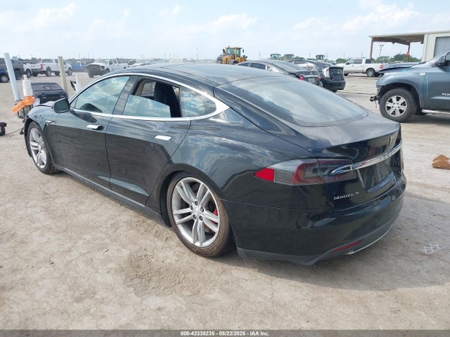 2015 TESLA MODEL S 5YJSA1H27FFP76315 Photo 2