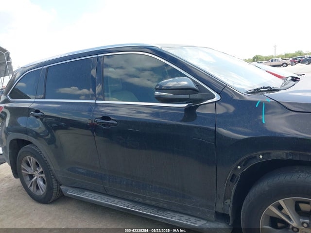 5TDKKRFH1FS093427 Toyota 2gr-fe