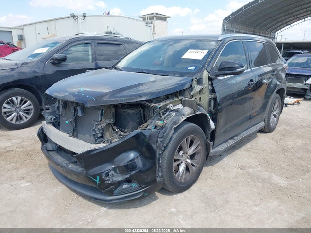 5TDKKRFH1FS093427 Toyota 2gr-fe