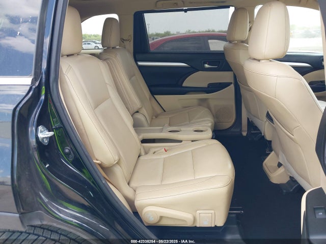 5TDKKRFH1FS093427 Toyota 2gr-fe
