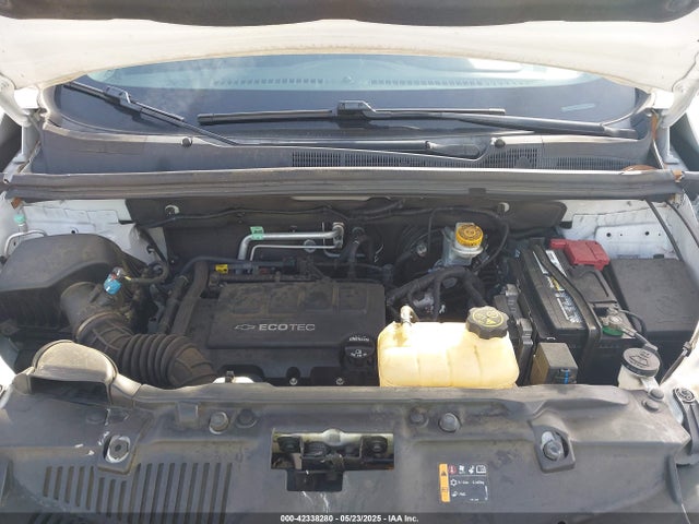 Chevrolet TRAX LS 2019 3GNCJKSB7KL153203 Image 10