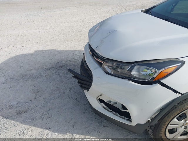 Chevrolet TRAX LS 2019 3GNCJKSB7KL153203 Image 6