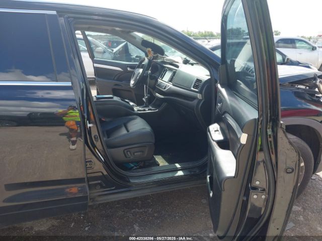 2018 TOYOTA HIGHLANDER 5TDKZRFHXJS546092 Photo 4