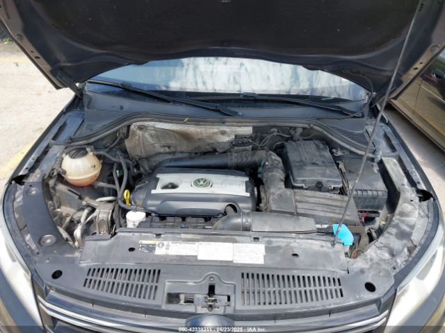 WVGBV3AX1EW626325 Volkswagen Tiguan Sel