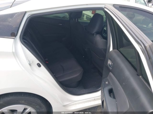 JTDKBRFU3G3024092 Toyota Prius Two