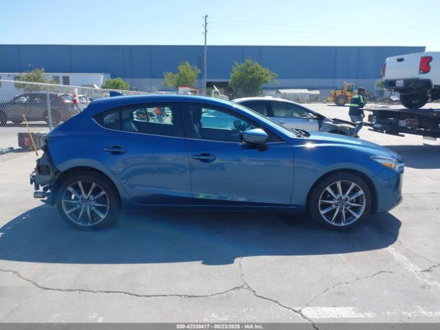 3MZBN1L37JM248151 Mazda Mazda3 Touring