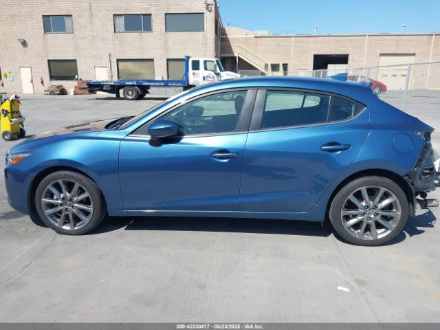 3MZBN1L37JM248151 Mazda Mazda3 Touring