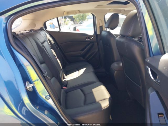 3MZBN1L37JM248151 Mazda Mazda3 Touring