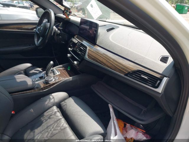 2021 BMW 530I WBA13BJ00MCF57954 Photo 4