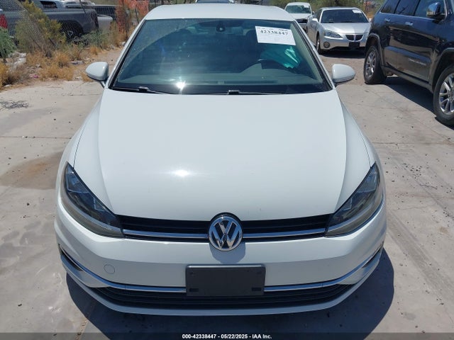 3VWB17AU8JM278592 Volkswagen 2018
