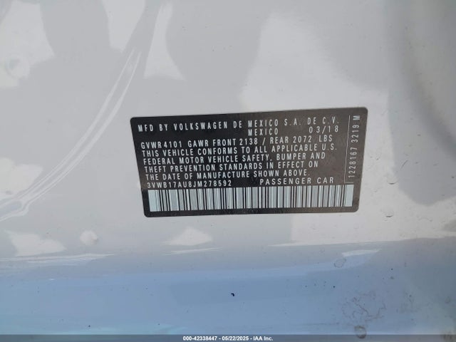 3VWB17AU8JM278592 Volkswagen 2018