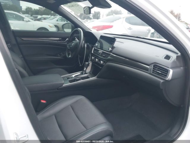 2022 HONDA ACCORD 1HGCV1F3XNA079377 Photo 4