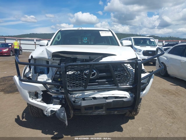 5TFCZ5AN1GX022195 Toyota Tacoma Sr V6/sr5 V6/trd Off Road/trd Sport