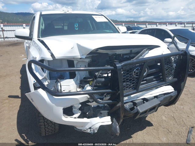 5TFCZ5AN1GX022195 Toyota Tacoma Sr V6/sr5 V6/trd Off Road/trd Sport