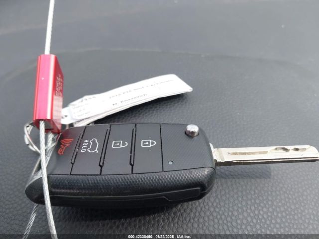 KNDJP3A51F7770462 KIA SOUL +
