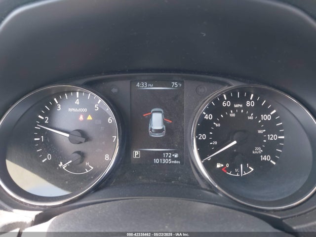 JN8AT2MT1HW153009 Nissan ROGUE SV
