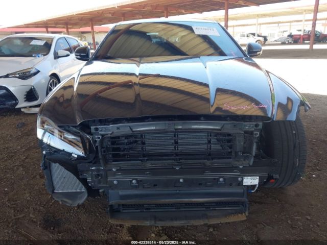 2022 JAGUAR XF SAJBG4FX4NCY92115 Photo 5