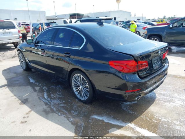 2019 BMW 530I WBAJA5C50KWW02304 Photo 2