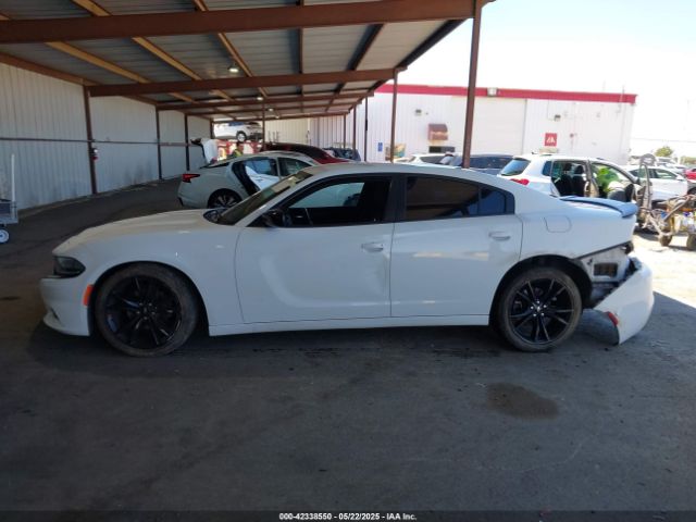 2C3CDXBG3JH247521 Dodge Charger Sxt Rwd