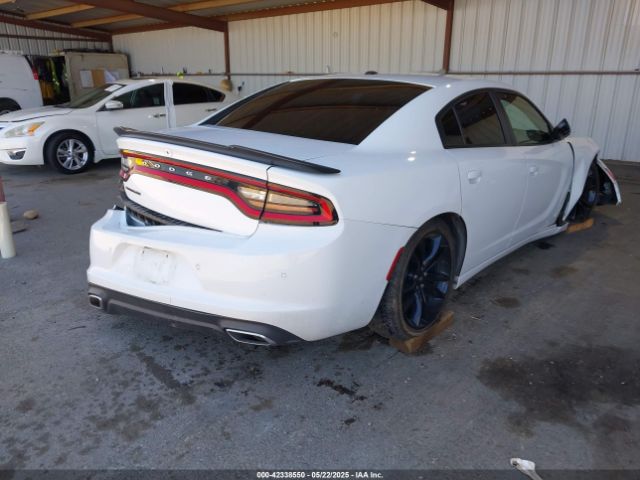 2C3CDXBG3JH247521 Dodge Charger Sxt Rwd