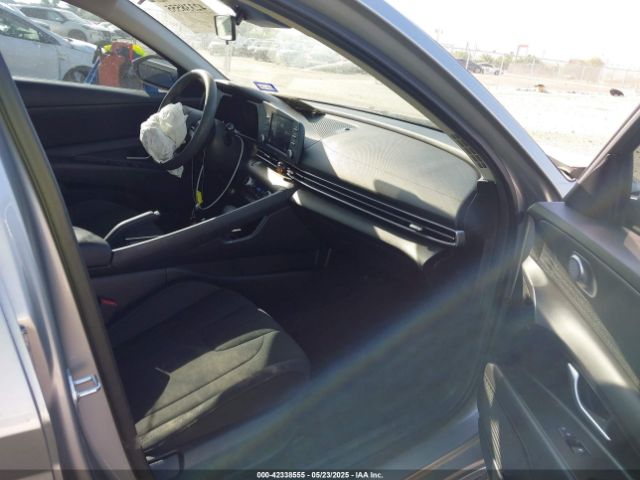 2022 HYUNDAI ELANTRA 5NPLM4AG2NH082683 Photo 4
