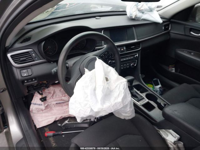 5XXGT4L31JG194203 KIA Optima Lx