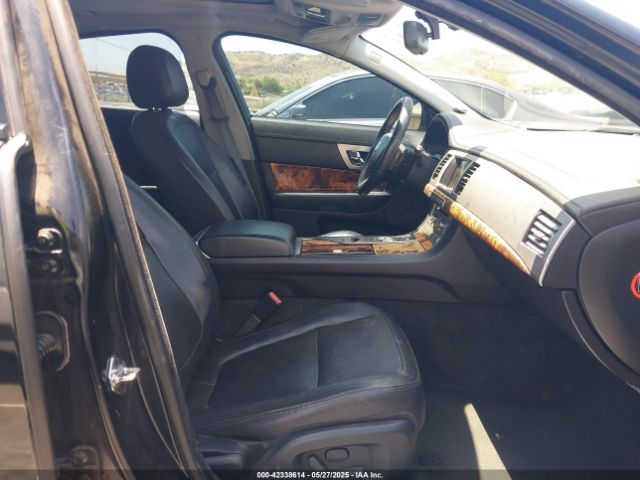2009 JAGUAR XF SAJWA05B29HR26188 Photo 4