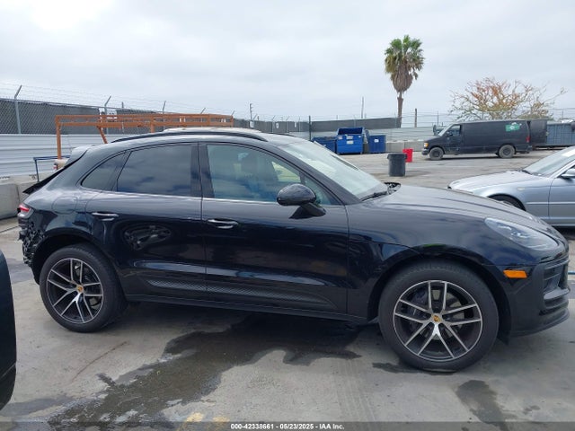 Porsche Macan 2022 WP1AA2A55NLB00378 Image 14