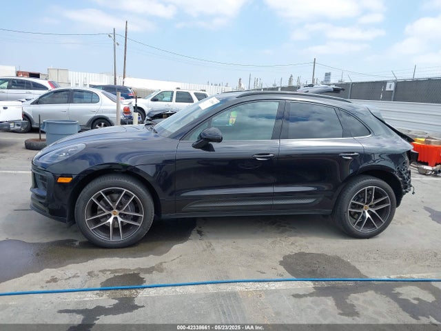 Porsche Macan 2022 WP1AA2A55NLB00378 Image 15