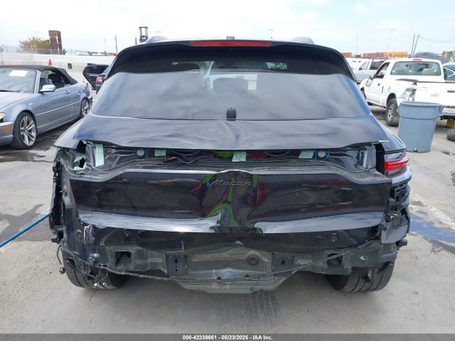 Porsche Macan 2022 WP1AA2A55NLB00378 Image 17