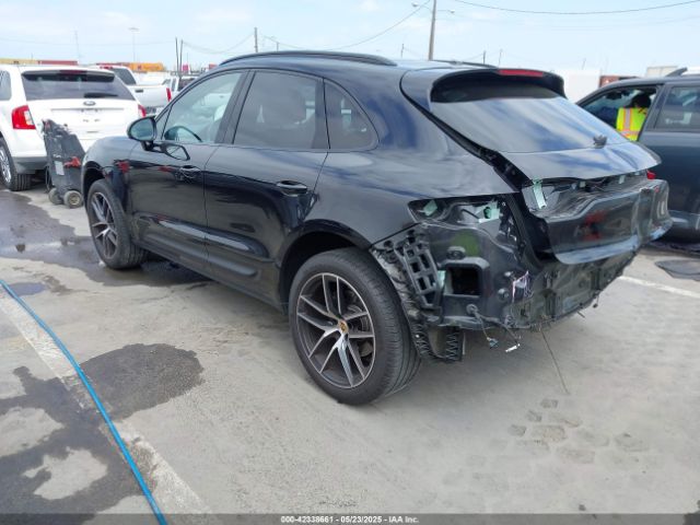 2022 PORSCHE MACAN WP1AA2A55NLB00378 Photo 2