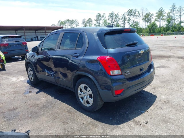 3GNCJKSB0JL340524 Chevrolet TRAX LS