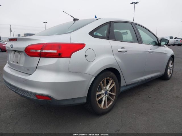1FADP3F21FL335143 Ford FOCUS SE