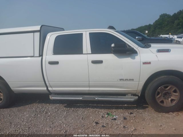 3C6UR4HJ5KG548111 RAM 2500 Tradesman  4x2 8' Box