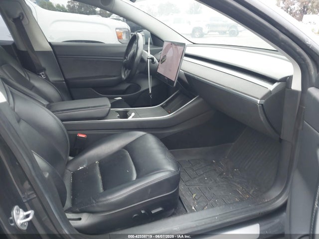 2018 TESLA MODEL 3 5YJ3E1EA5JF077617 Photo 4