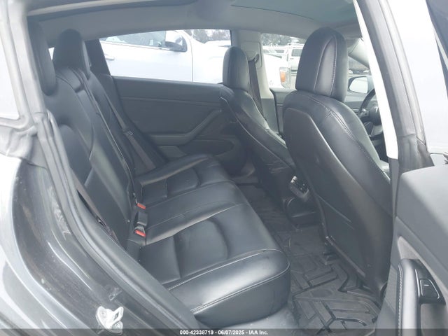 2018 TESLA MODEL 3 5YJ3E1EA5JF077617 Photo 7